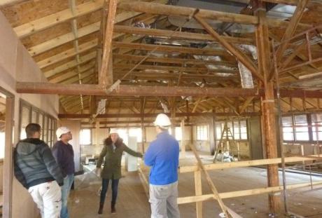 קומה עליונה, שיקום גג והכנה למערכות מיזוג ותאורה